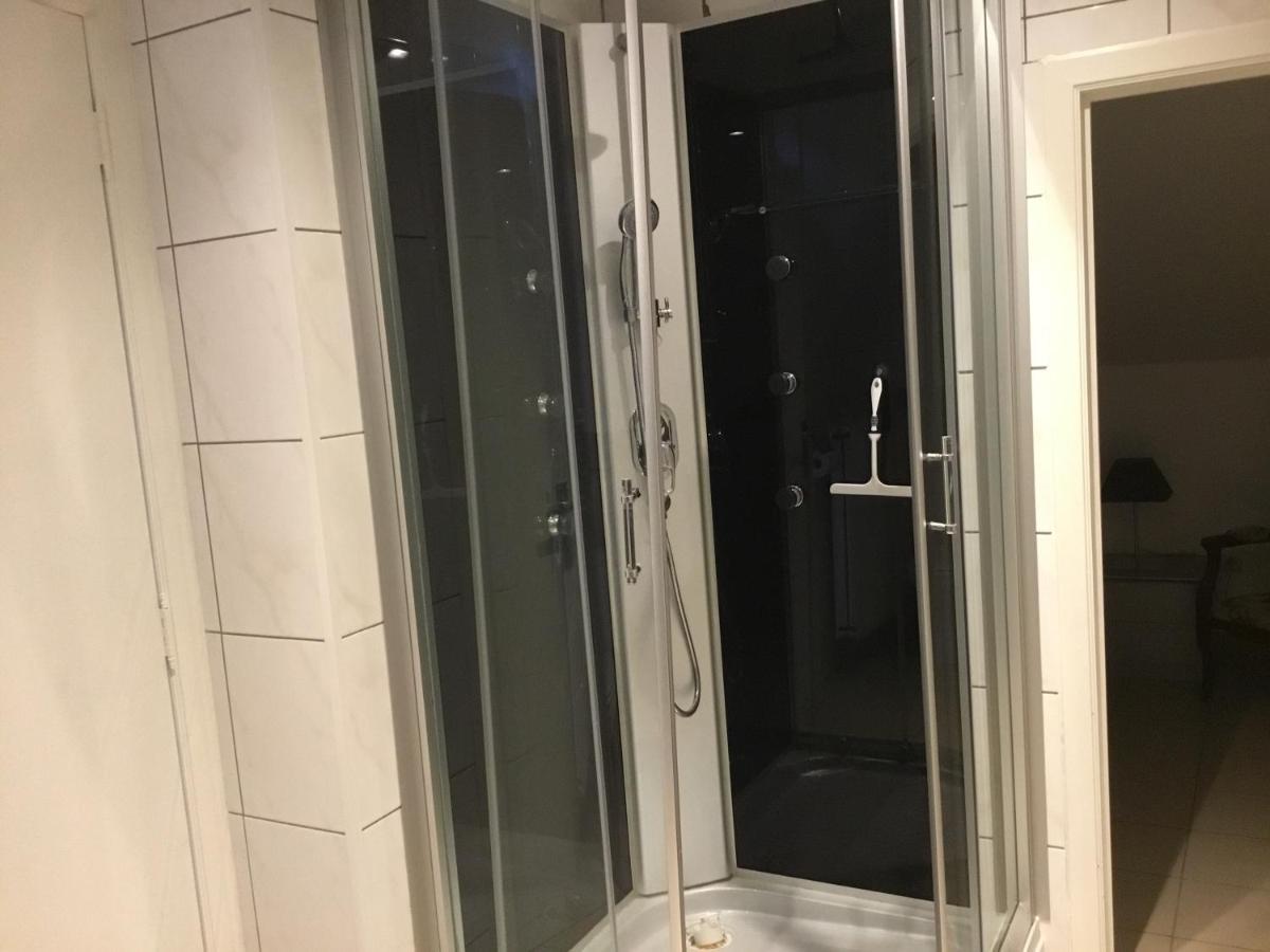 De achtertuin Appartement Maasmechelen Buitenkant foto