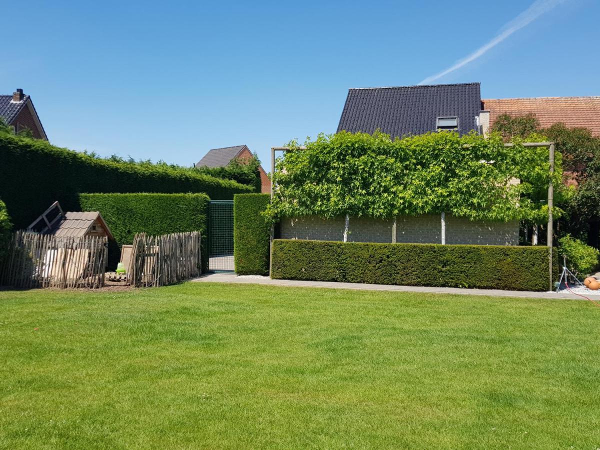 De achtertuin Appartement Maasmechelen Buitenkant foto