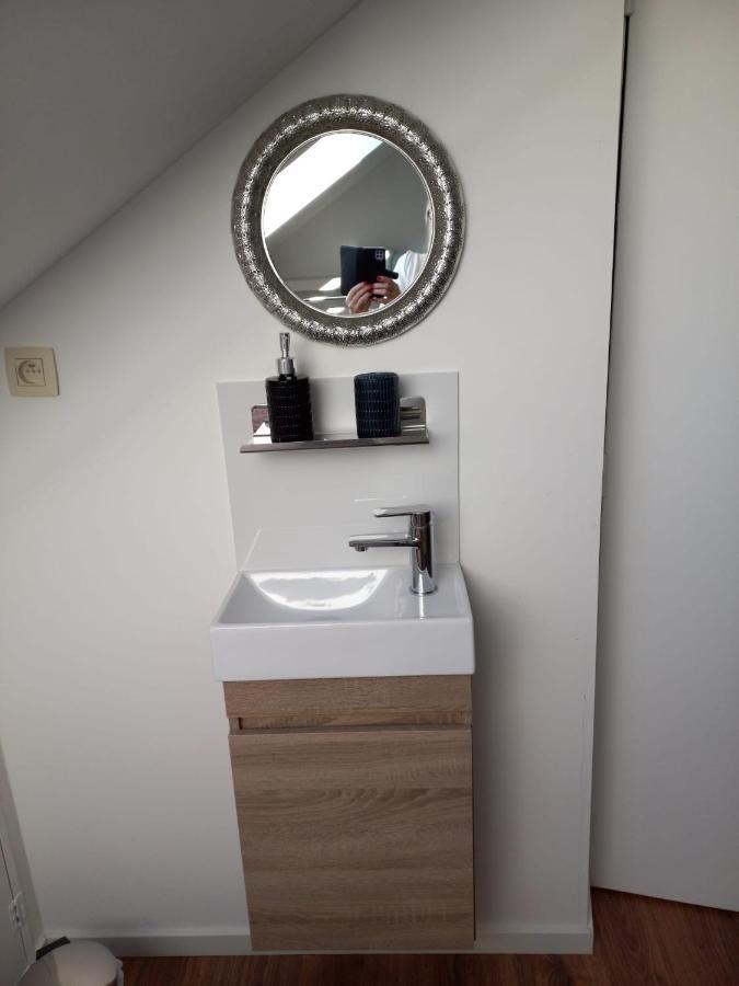 De achtertuin Appartement Maasmechelen Buitenkant foto
